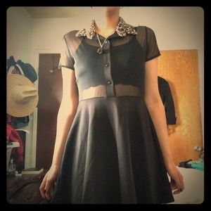 Black short dress with leopard print collar